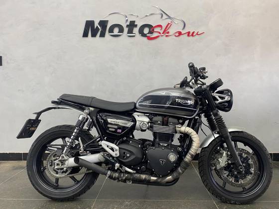 TRIUMPH SPEED TWIN 
